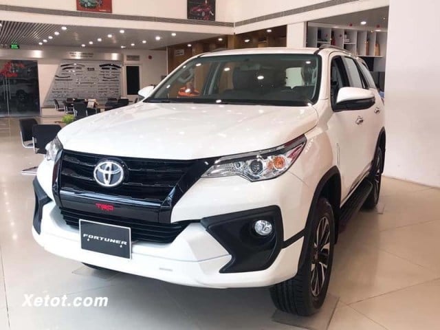 Toyota Fortuner 2020 đang bán tại Việt Nam