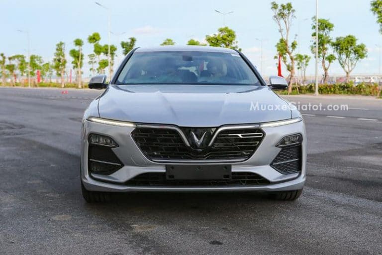 dau-xe-vinfast-lux-a20-sedan-2019-2020-ban-thuong-mai-muaxegiatot-com