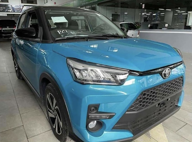 den truoc toyota raize 2022 giaxehoi vn - Toyota Raize 2022 ra mắt khách hàng Việt - Mở ra phân khúc mới SUV hạng A